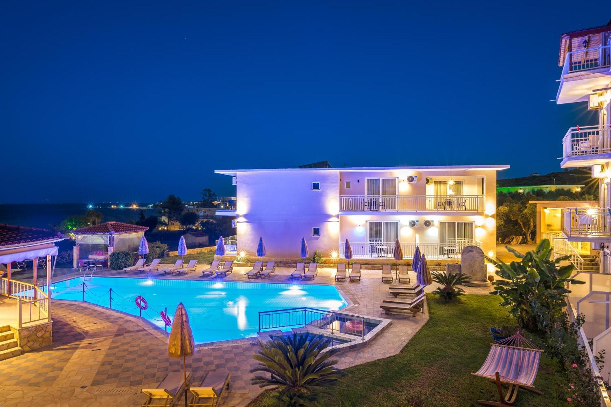Amoudi Studios Apartments Hotel Ammoudi
