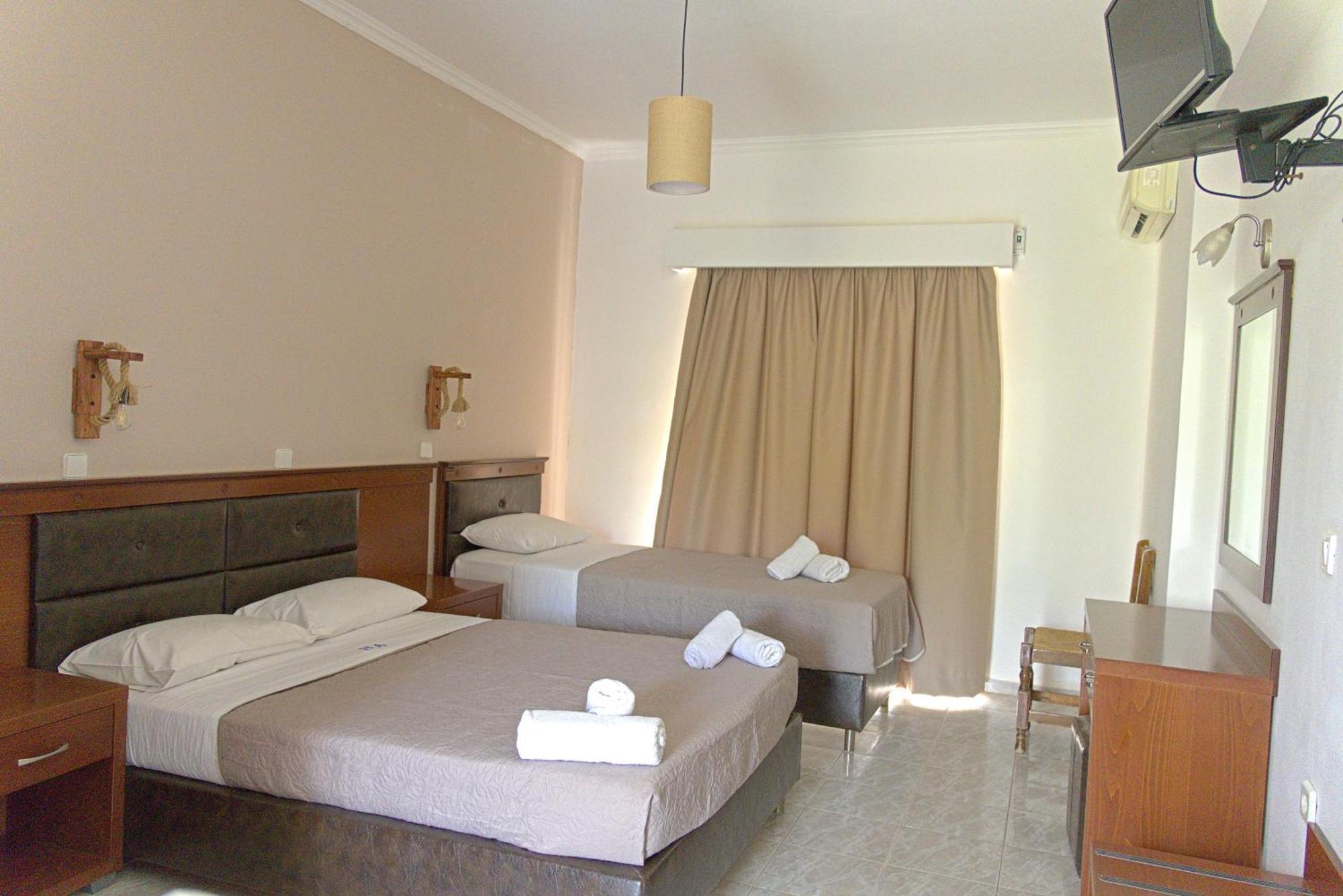 Aparthotel Amoudi Studios Apartments Hotel Ammoudi