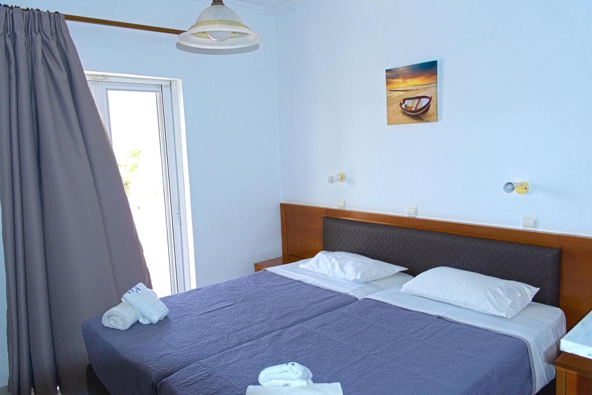 Hotel de apartamente Amoudi Studios Apartments Hotel Amoudi