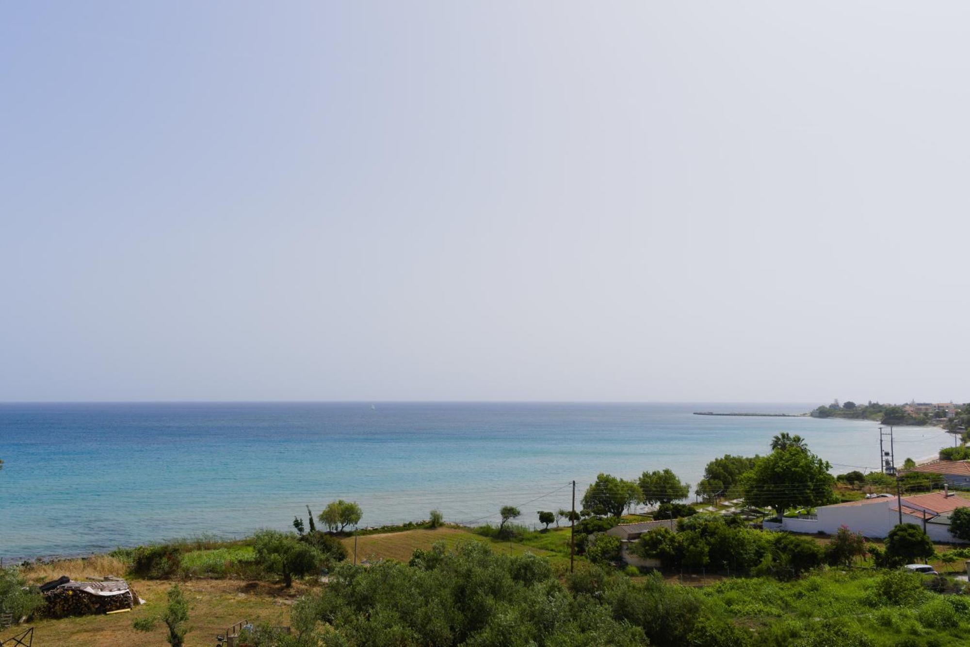 Amoudi Studios Apartments Hotel 3* Amoudi