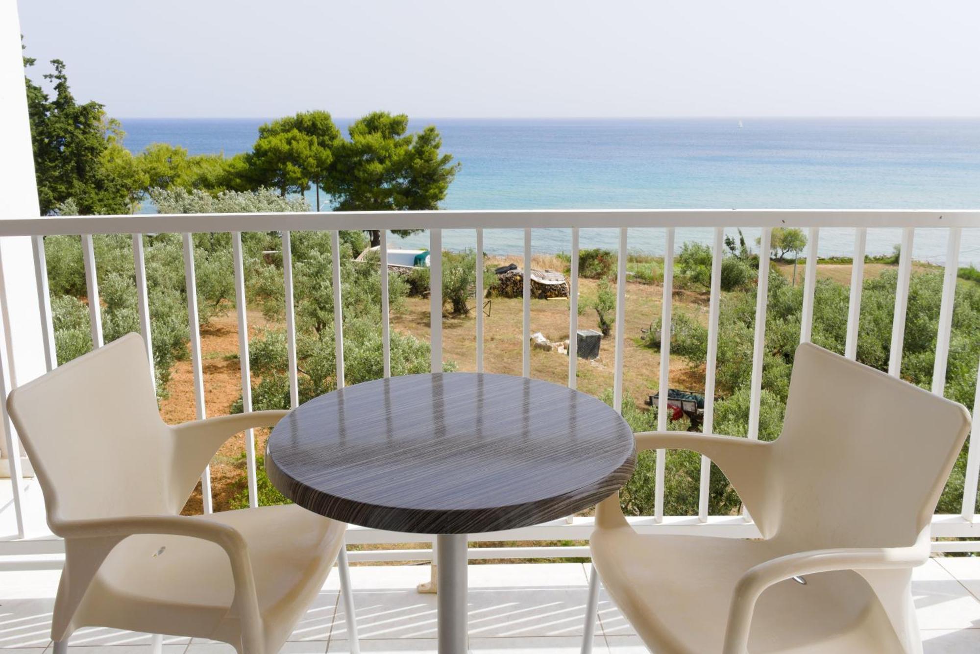 Amoudi Studios Apartments Hotel Hotel de apartamente Amoudi